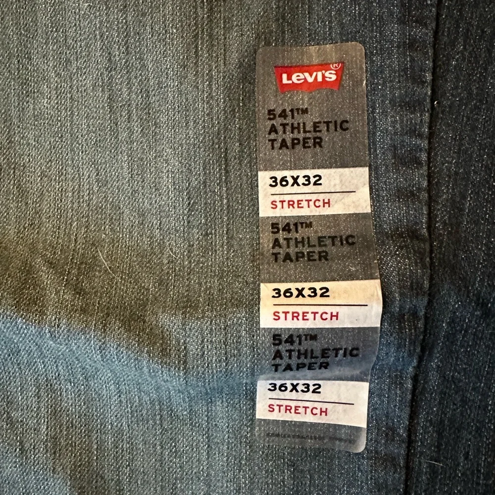 Levi’s 541 Athletic Taper stretch 36x32 NWT